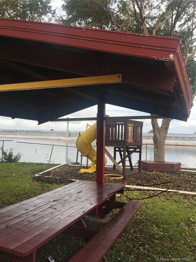 Building Photo - 4721 NW 7th St