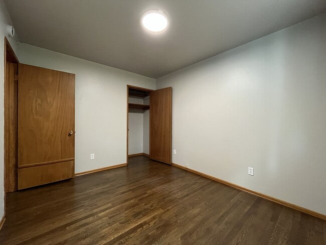 Building Photo - Beautiful 3-Bedroom West Linn Home with Bonus Room, Updated Kitchen and Large Fenced Yard