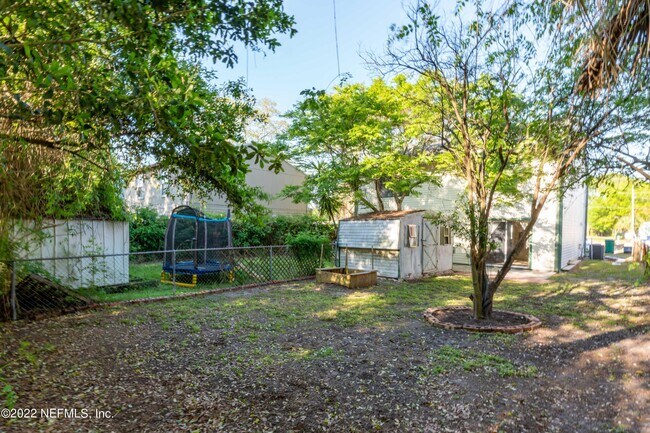 Building Photo - 2125 Florida Blvd