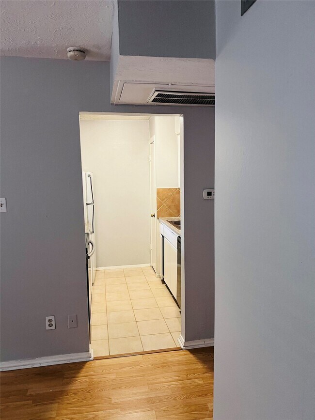Building Photo - 3224 Timmons Ln