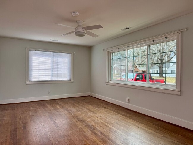 Building Photo - 3212 Alabama Ave