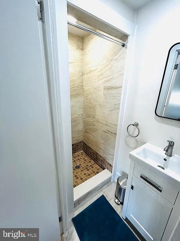 Building Photo - 525 N Broad St