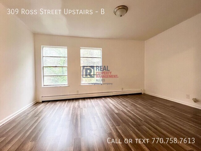 Building Photo - 309 Ross St NE