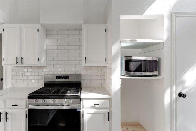 Building Photo - 18326 Autumn Trails Ln