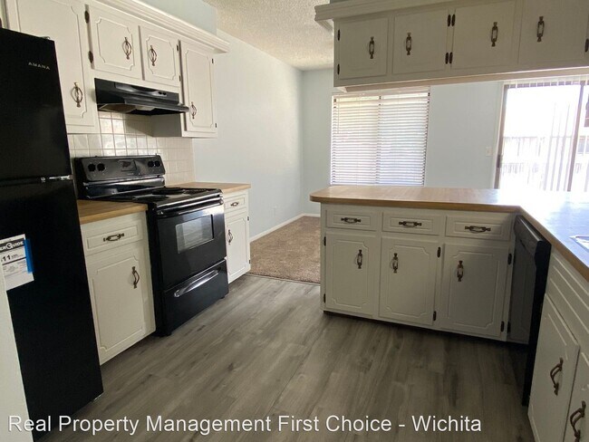 Building Photo - 3 br, 1.5 bath House - 9014 Bluestem St