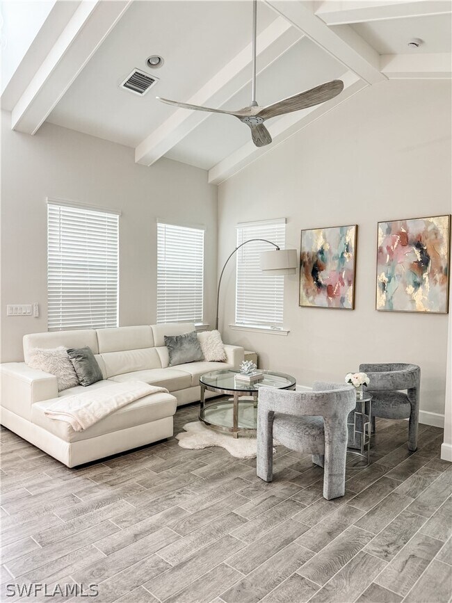 Building Photo - 7289 Saona CT