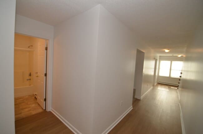 Building Photo - 99 W Wyoming Ave