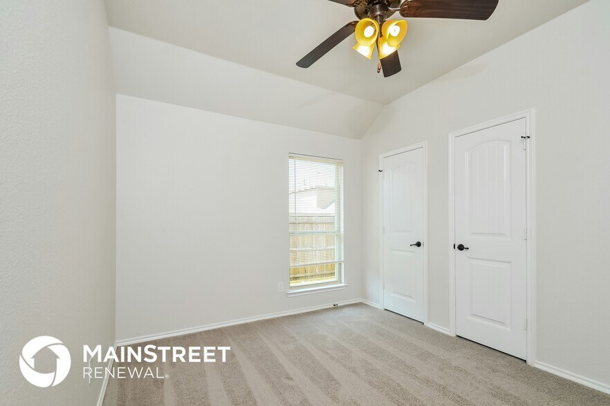 Building Photo - 2008 Lake Harvest Cir