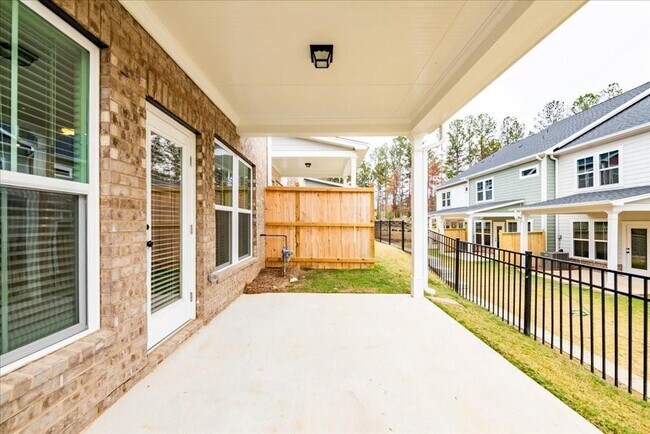 Building Photo - 5769 Tillman Way