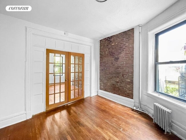 Primary Photo - 1726 Amsterdam Ave