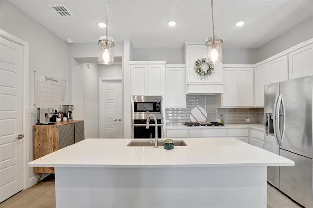 Building Photo - 3548 Golden Bell Ct