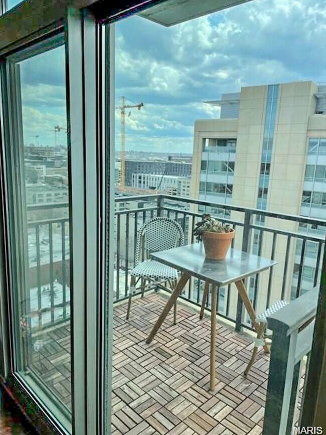 Primary Photo - Park East Tower - Balcony - Garage Parking...