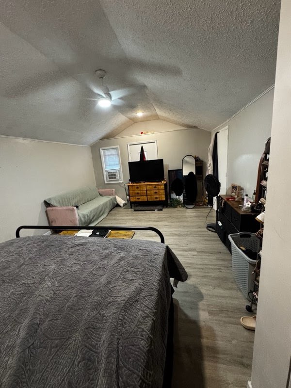 Master Bedroom / Family Room - 103 Marchmont Dr