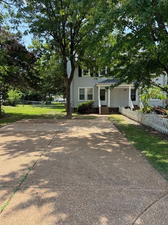 Building Photo - 3346 Oak Trees Ct
