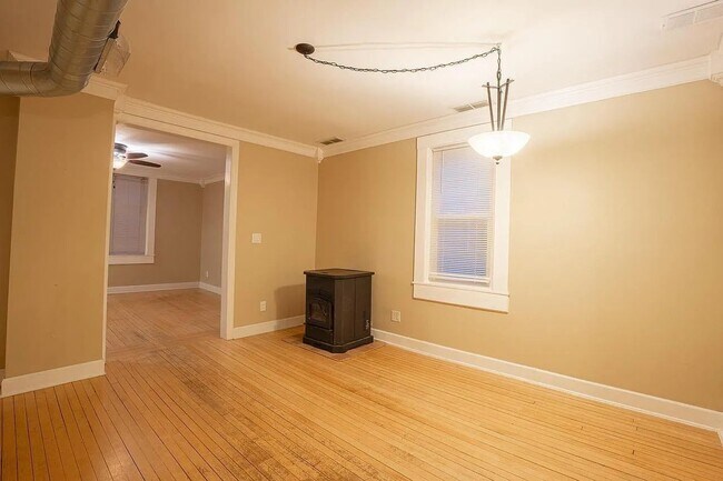 Building Photo - 1757 N Franklin Pl