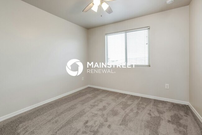 Building Photo - 5 Bedroom Pet-Friendly Home in TUCSON, AZ with Main Street Renewal