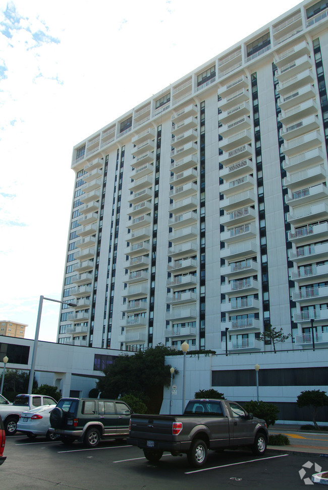 Building Photo - Oceans Condominium