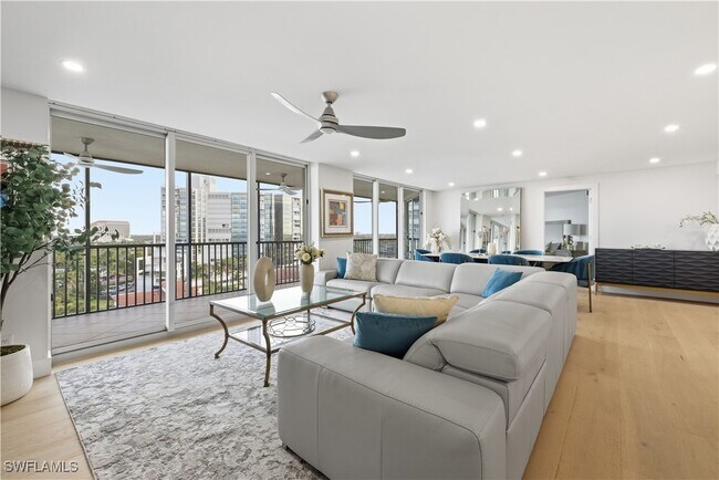 Building Photo - 4651 Gulf Shore Blvd N