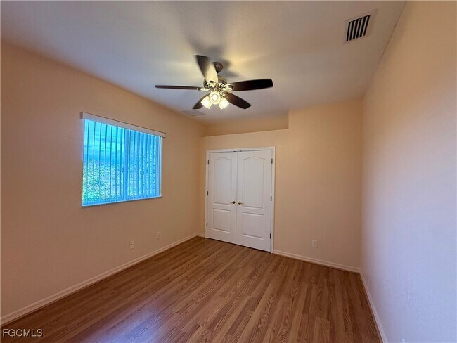 Building Photo - 1700 SW 30th Terrace