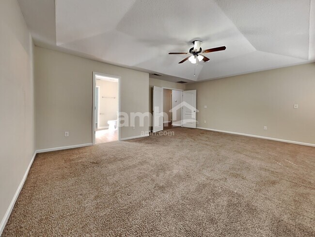 Building Photo - 86718 Cartesian Pointe Dr