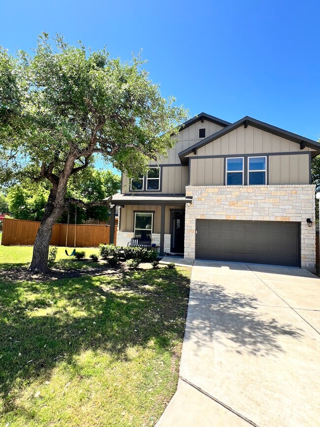 Building Photo - 9003 Gage Dr