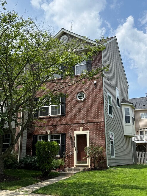 Building Photo - 17914 Chatterly Terrace