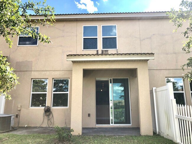 Building Photo - Nice 3/2.5 Two Story Condo in East Orlando!