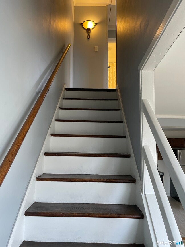 Building Photo - 58 Garden Dr