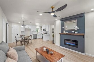 Building Photo - 434 Marilu St