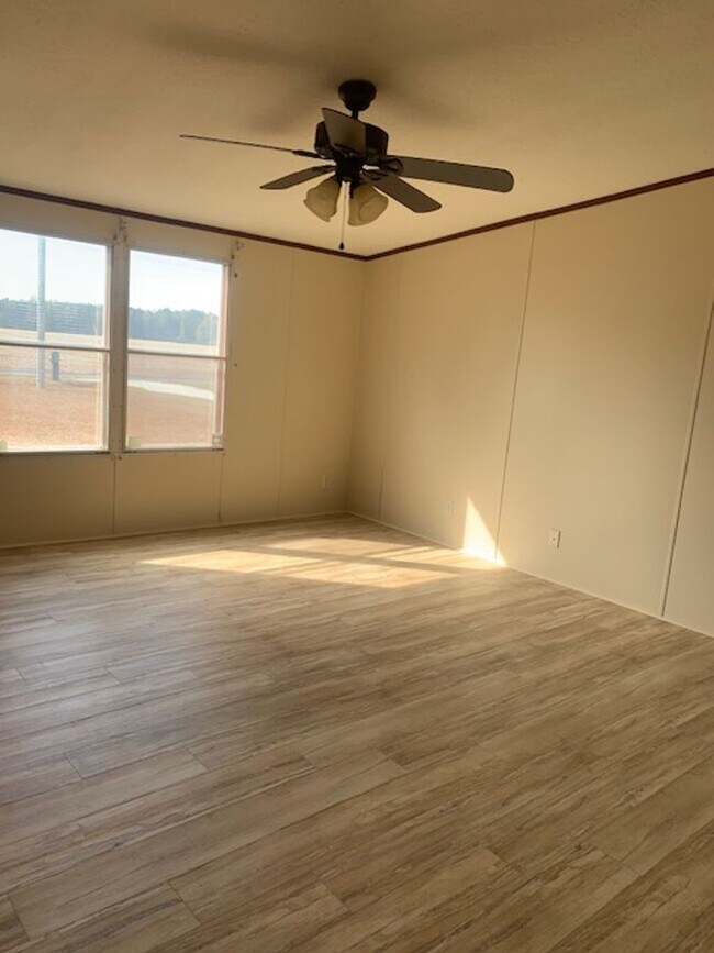 4Bedroom 2Bath DoubleWide Mobile Home 2679 Popes Crossing Rd Lumberton NC 28358 Apartment