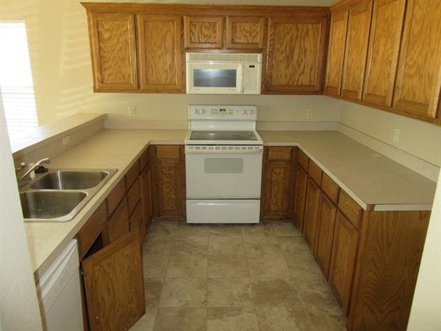 Building Photo - 4528 Cole Dr