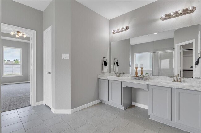 Building Photo - 306 Merlot Dr
