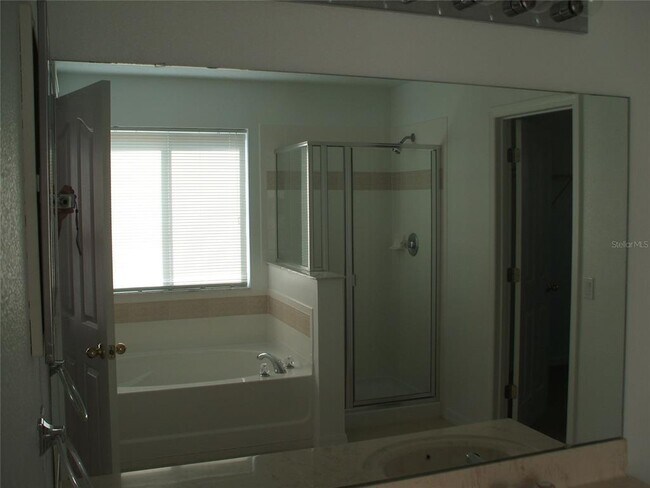 Building Photo - 2872 Paynes Prairie Cir