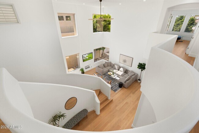 Building Photo - 7471 E Sunnyvale Dr