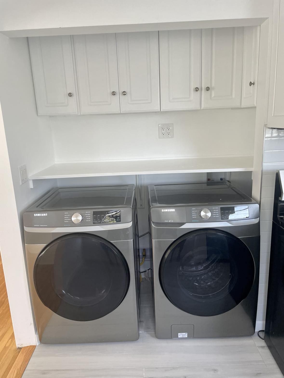 washer & dryer with storage - 3408 Pearl St