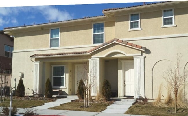 Primary Photo - $1,997.00 - Walking Paths - Close to Schools and Shopping - Skiing - Community Pool