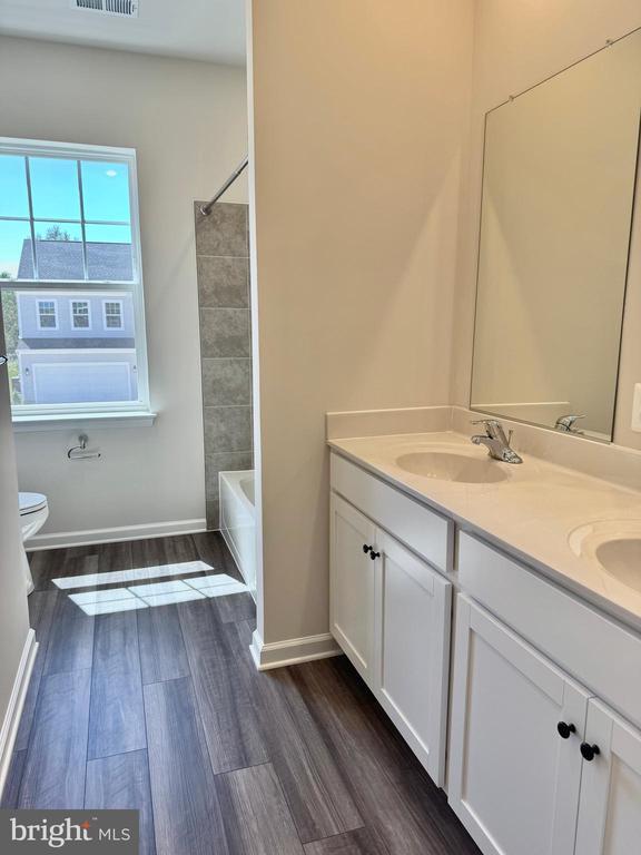 Building Photo - 19 Trout Lily Dr