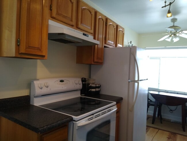 Building Photo - University Hills  Adorable 2 Bed 1 Bath Home with HUGE Fenced Yard, Central Air/Heat, Garage and ...