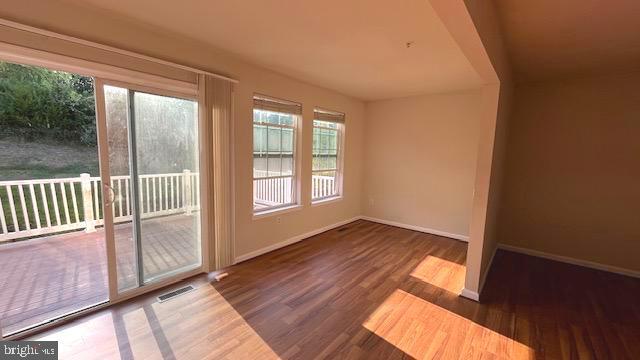 Building Photo - 7063 Oak Grove Way