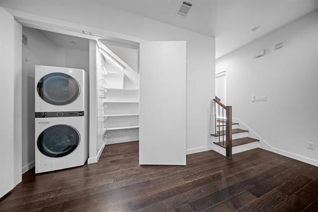 Building Photo - 4626 Munger Ave