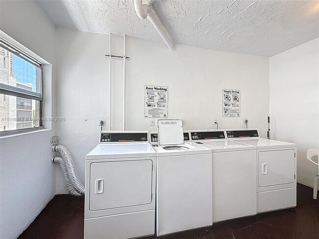 Building Photo - 201 178th Dr