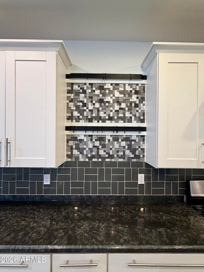 Building Photo - 4243 E Gleneagle Dr