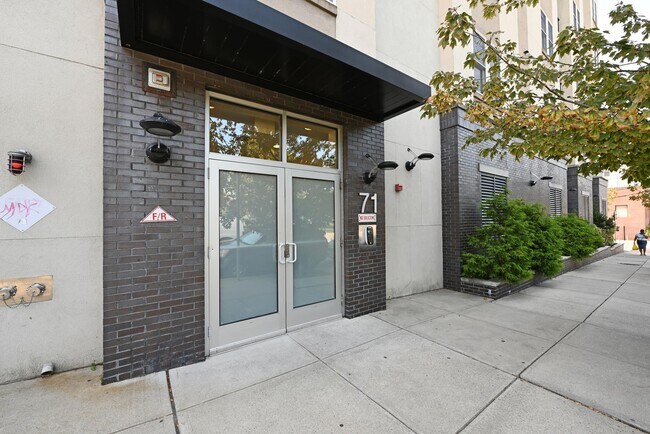 Building Photo - 71 North St