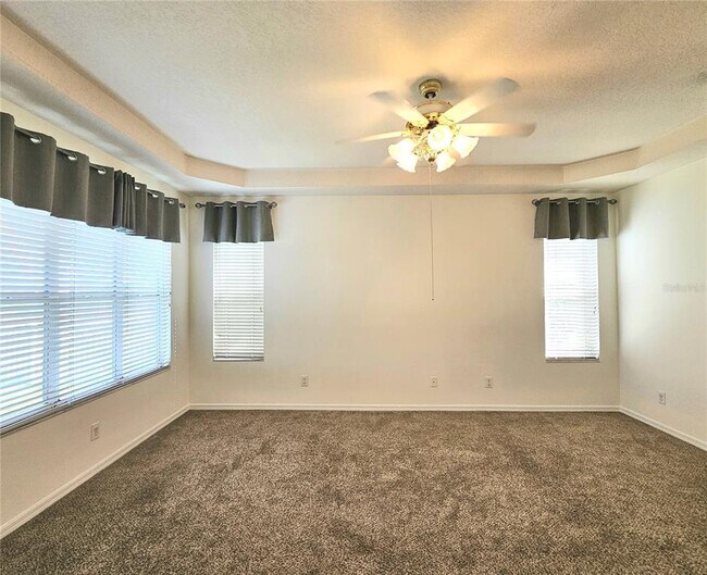 Building Photo - 7209 Colonial Lake Dr