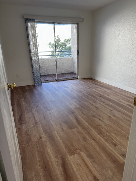 Building Photo - 535 Pierce St