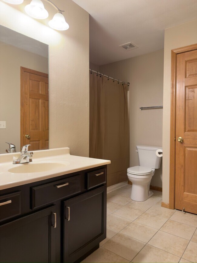 Building Photo - 11427 Valerian Way
