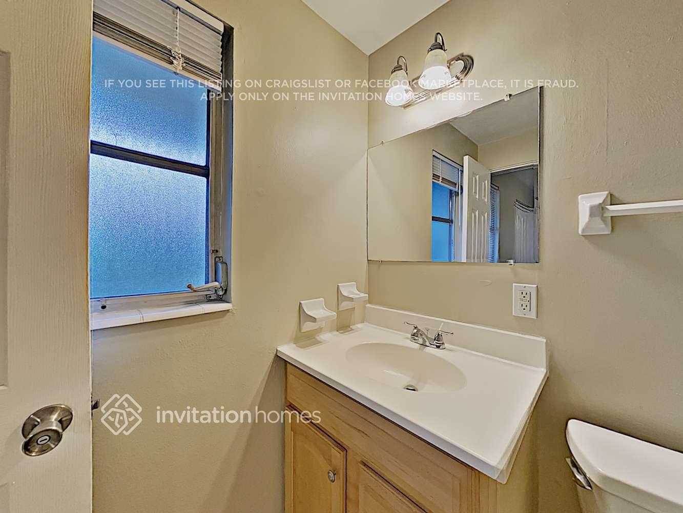 Building Photo - 3581 Lalani Blvd