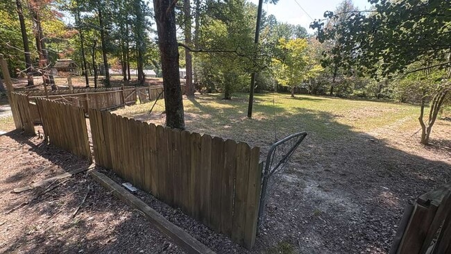 Building Photo - 115 Dr 1219