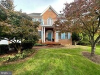 Building Photo - 21226 Edgewood Ct