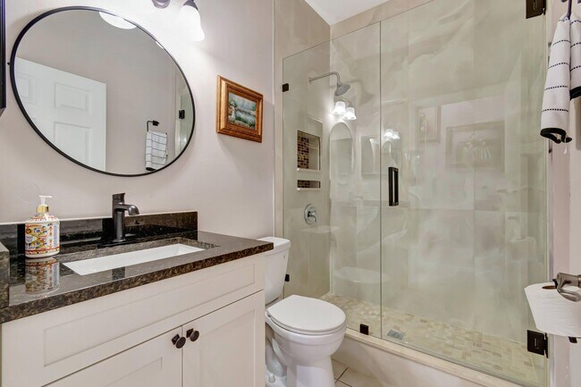 Building Photo - 6788 Hendry Dr